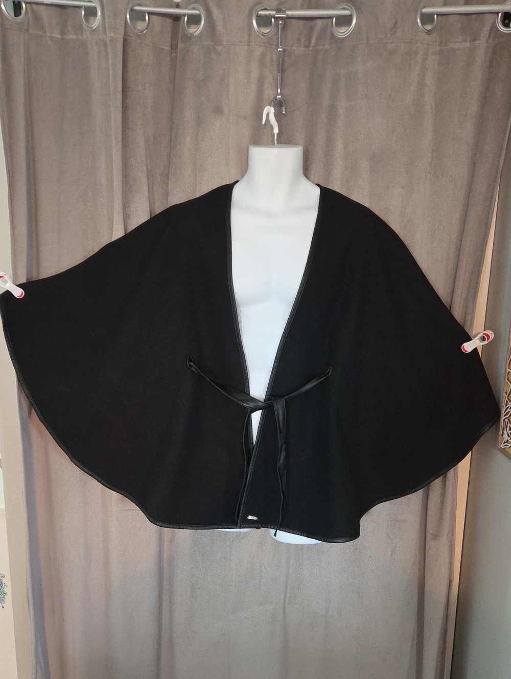Calvin Klein One Size Black Tie-Front Cape Poncho